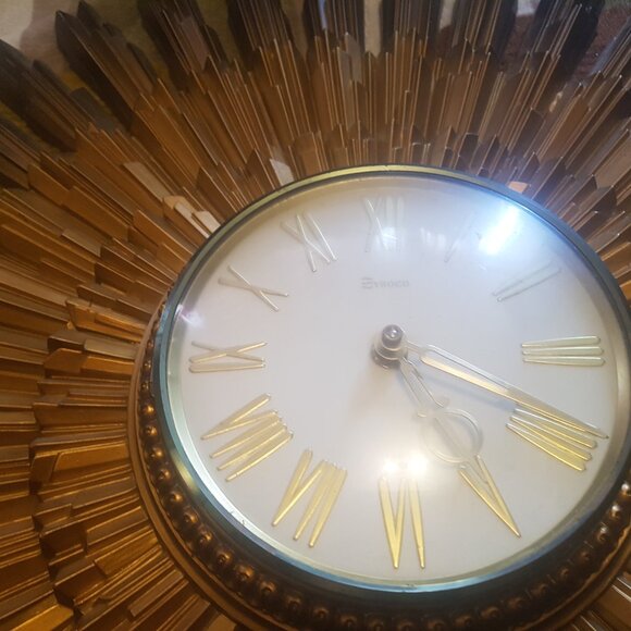 Vintage Mid-Century Starburst Wall Clock MCMLXIX by Syroco - Picture 9 of 16